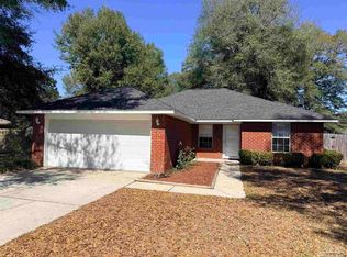 8940 Longmont Way, Milton, FL 32583