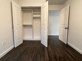 2553 38th St #4C, Astoria, NY 11103