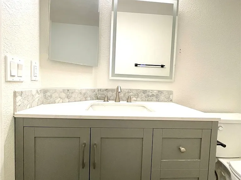 1326 Pine Terrace Ct — Photo 44