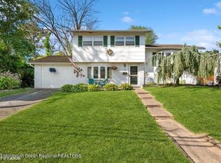 45 Citadel Dr, Jackson, NJ 08527