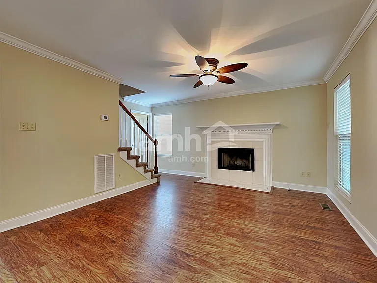 1582 Cider Ln — Photo 8