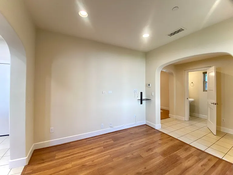 559 Palo Verde Cmns — Photo 11