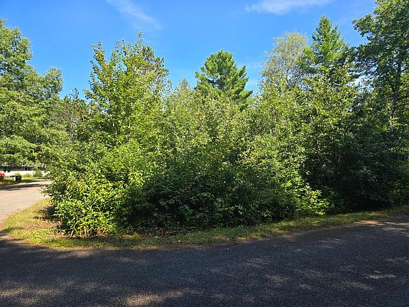 2nd image of On Bow Ct