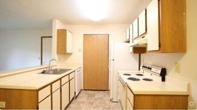 2nd image of 7411 Skerrydoon Ln