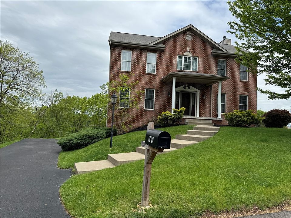 2nd image of 102 Sloan Ct