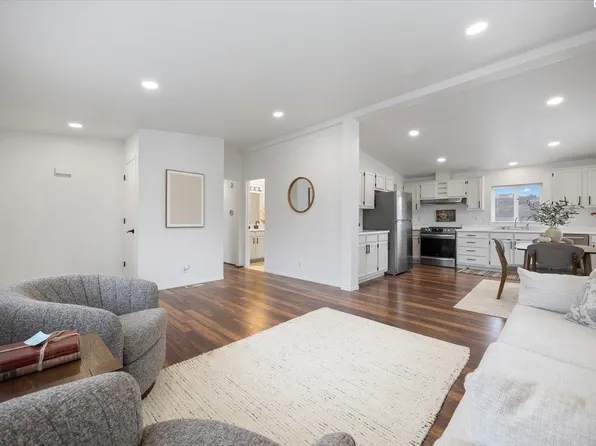 6305 James St, West Richland, WA 99353