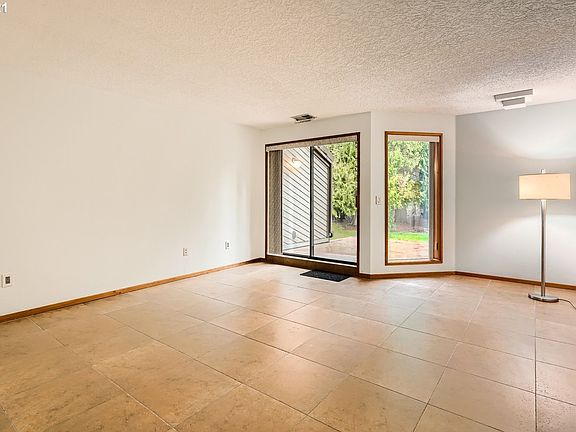 3rd image of 13842 NW 10th Ct APT D