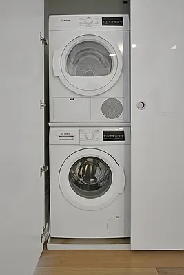 Rented by Compass | media 9