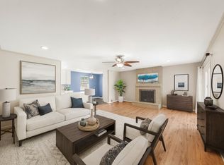 8405 Bocowood Dr, Dallas, TX 75228