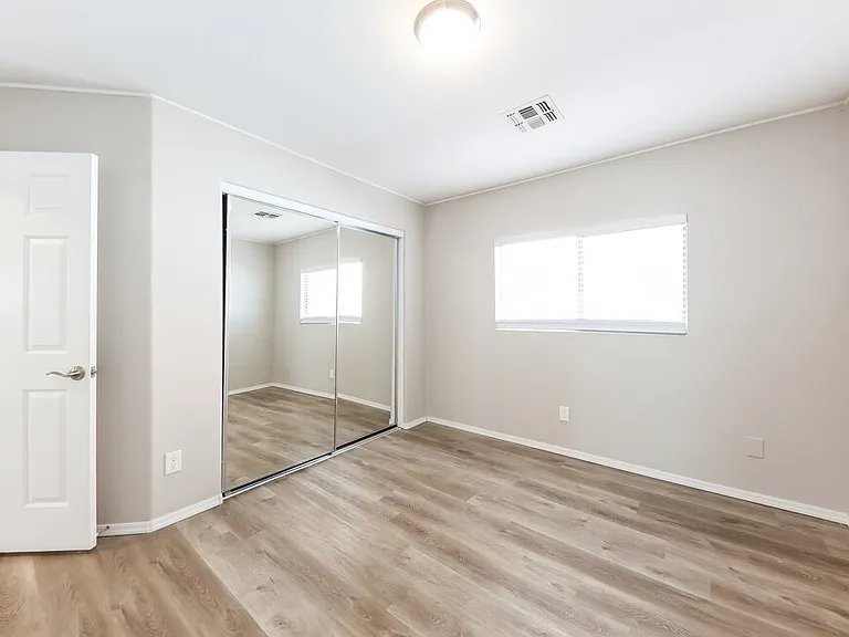 11807 W Ester Dr — Photo 14