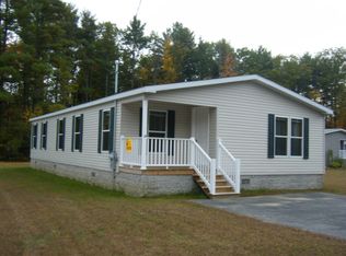 10 Commodore Dr, Sanford, ME 04073