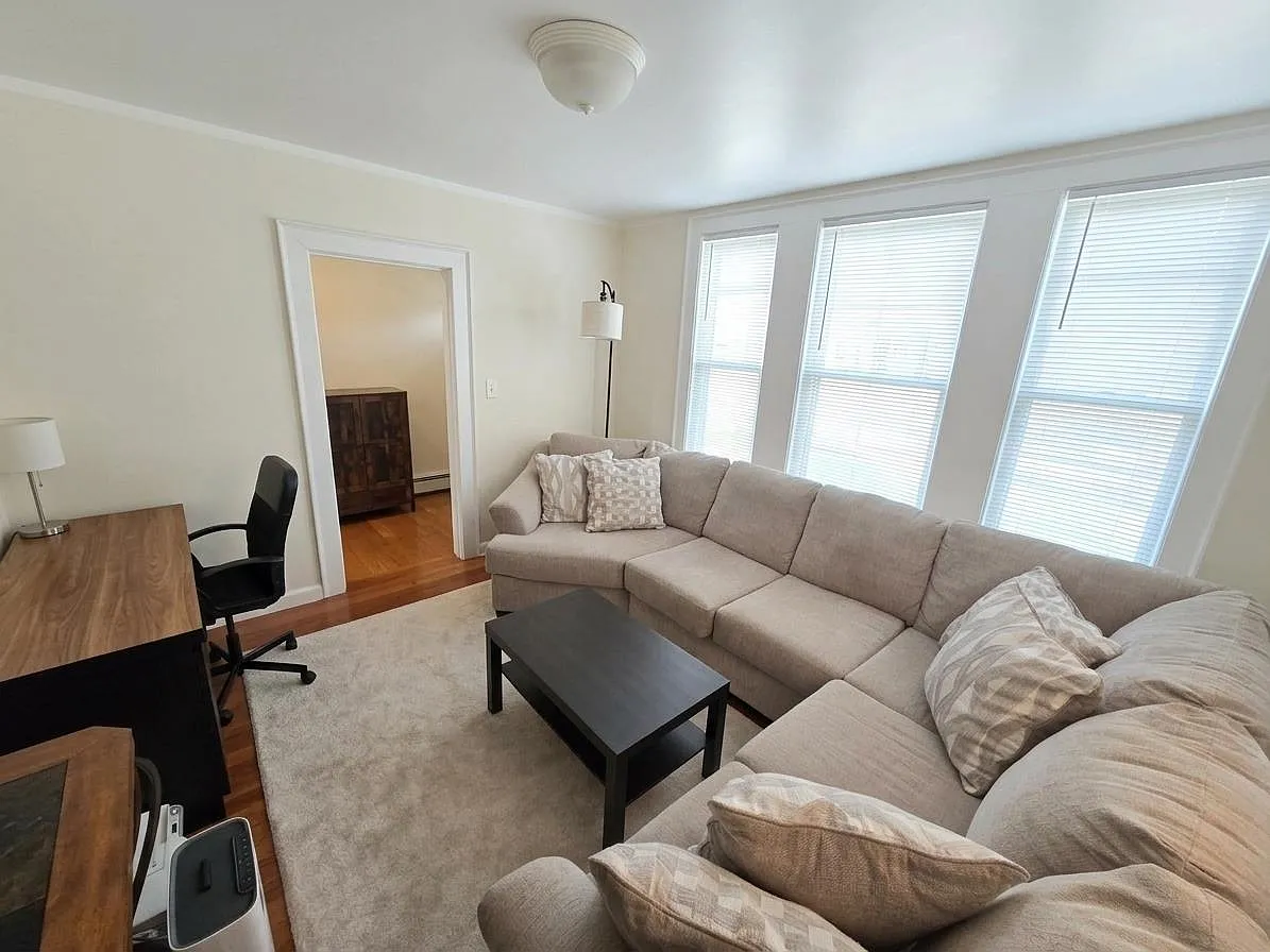 505 Hoboken Rd — Photo 4