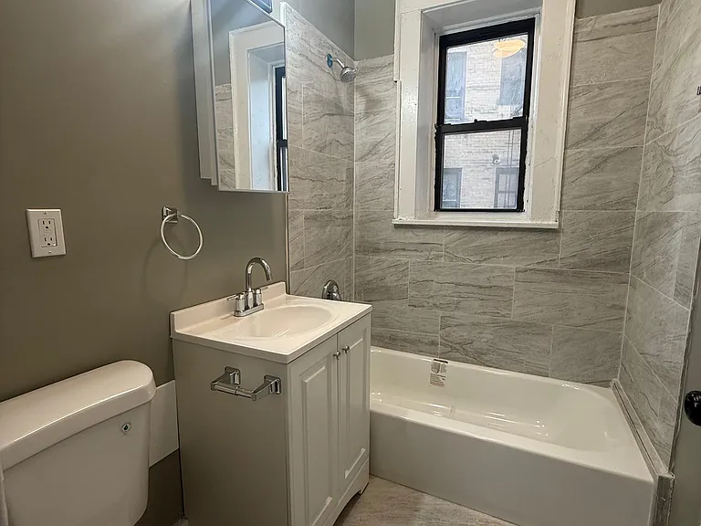 1000 S Orange Ave #207 — Photo 2