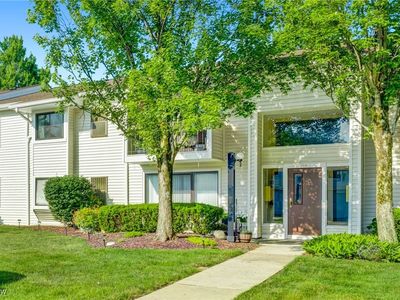 2910 N Bay Dr APT L11, Westlake, OH, 44145