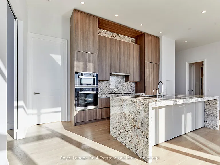 21 Park St E #1803 — Photo 7