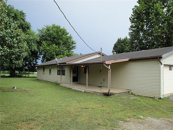 2nd image of 20507 Highway 74