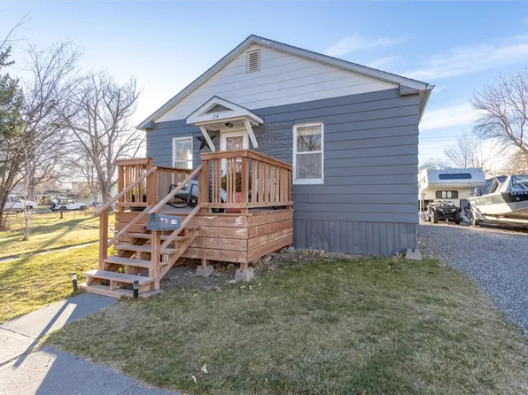 114 Woodland Ave, Laurel, MT 59044