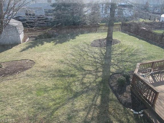 5th image of 363 Carol Ln