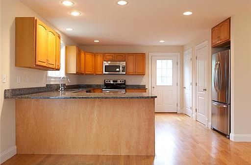2nd image of 38 Wilson Dr