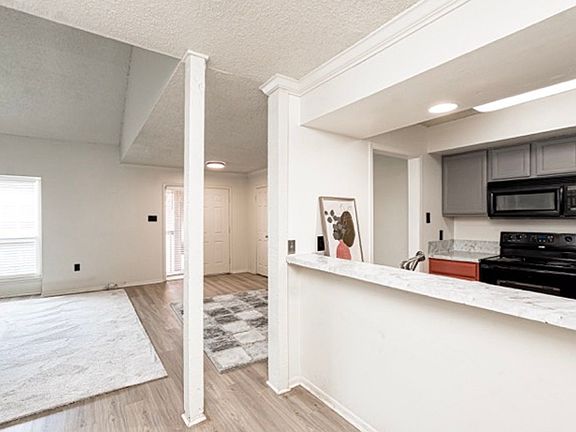 2nd image of 8155 Jefferson Hwy APT 705