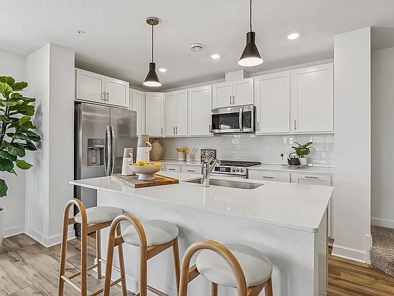 Builders staged kitchen