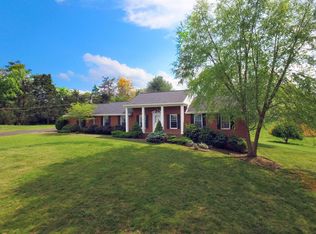 815 Brunswick Forge Rd, Troutville, VA 24175