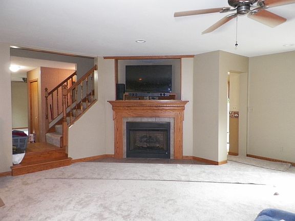 3rd image of 16321 S Peerless Ct