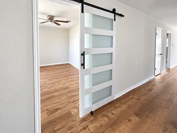 2nd image of 1802 Terrence Dr