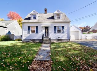 23 Clement St, Springfield, MA 01118
