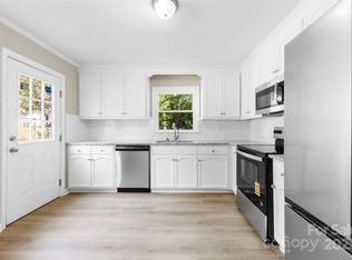 128 Terrace Dr, Bessemer City, NC 28016