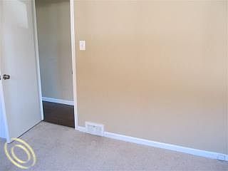5th image of 17465 Koester St