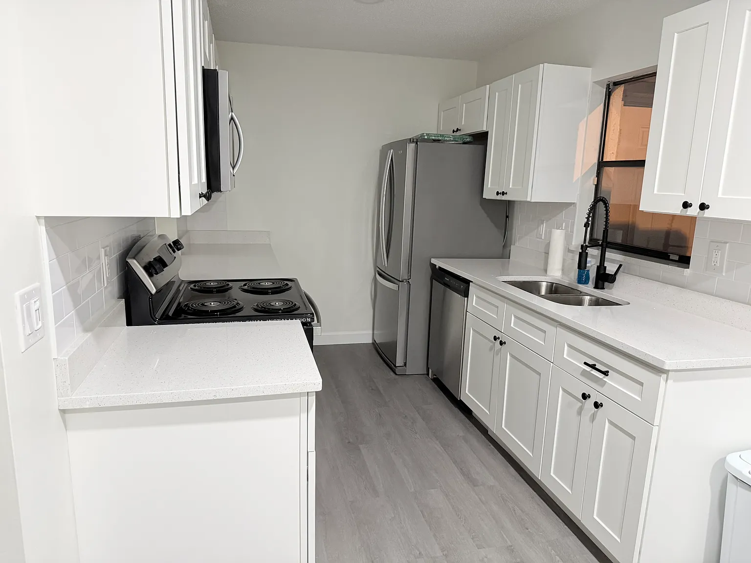 3 bed, 1307 sqft, $2,250 — Photo 3