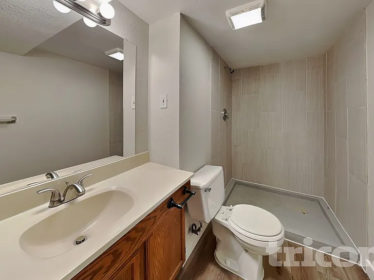 10480 Jellison Way — Photo 12
