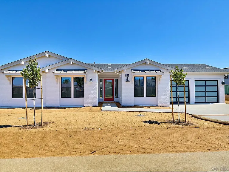 425 Bell Ranch Rd — Photo 2