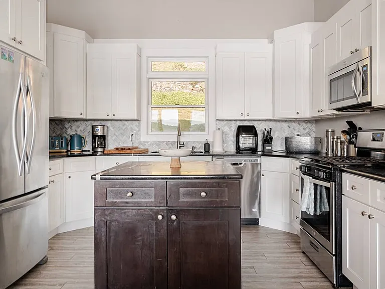 307 Lakeside Blvd — Photo 30