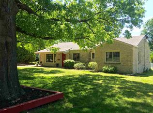 1703 E 11th Ave, Winfield, KS 67156