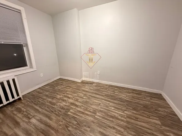 516 Central Ave APT 4, Jersey City, NJ 07307