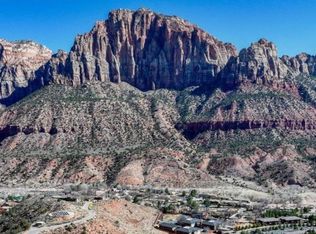 114 Trapper Cir UNIT A, Springdale, UT 84767