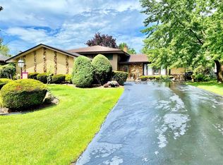 12934 S Sycamore Ln, Palos Heights, IL 60463