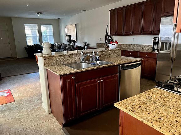 3rd image of 3049 Ardley Dr