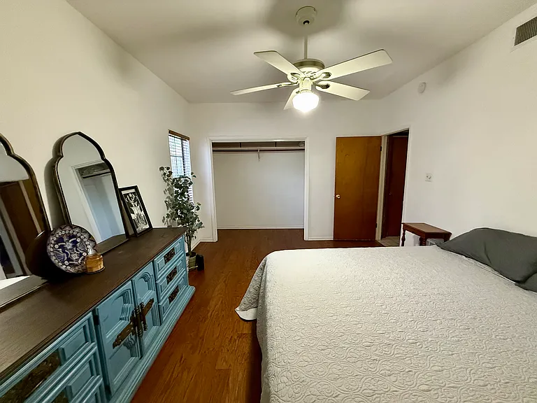 344 Simpson Ave — Photo 3