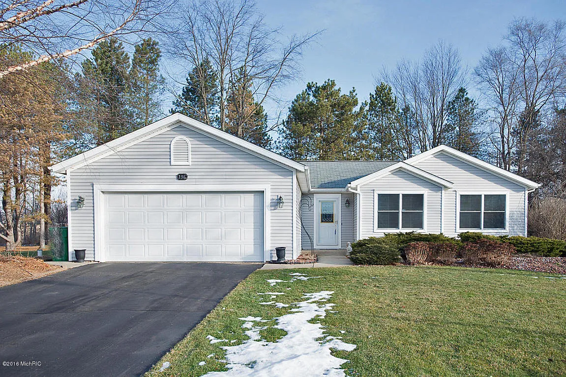 136 Shadow Bend Ln photo 1