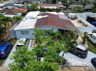 18615 SW 98th Ave, Cutler Bay, FL 33157