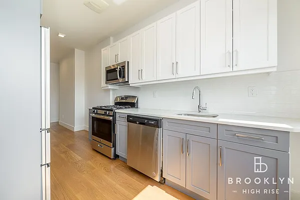 Rented by Brooklyn High Rise LLC | media 9