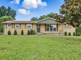 221 Charlemagne Blvd, Clarksville, TN 37042