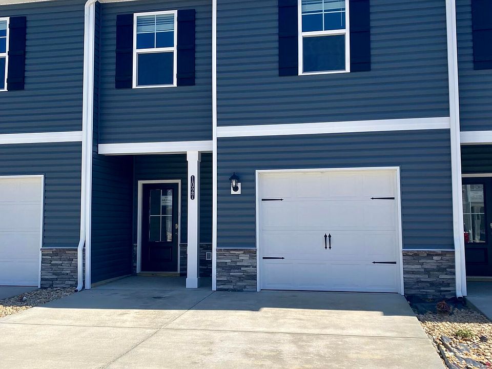 1st image of 1023 Saylors Pl