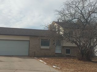 915 S Ventura Ct, Aurora, CO 80017