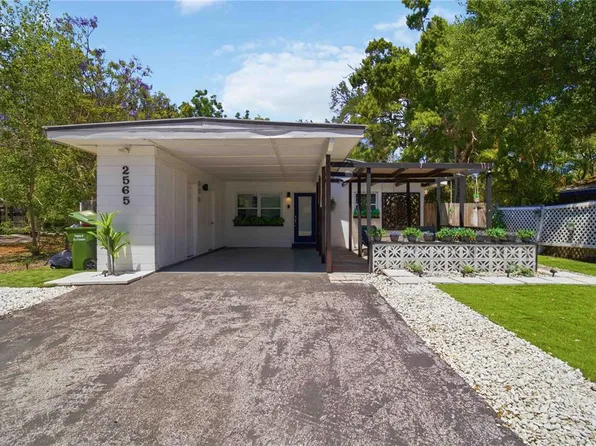 2565 Browning St, Sarasota, FL 34237