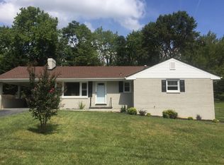 3215 Hartley Cir, Roanoke, VA 24018