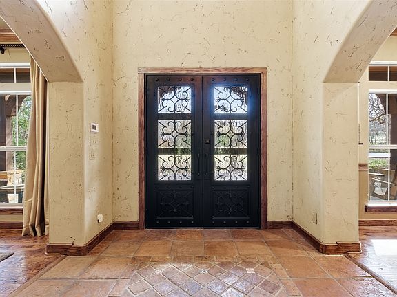 2nd image of 129 Trinity Bluffs Rd